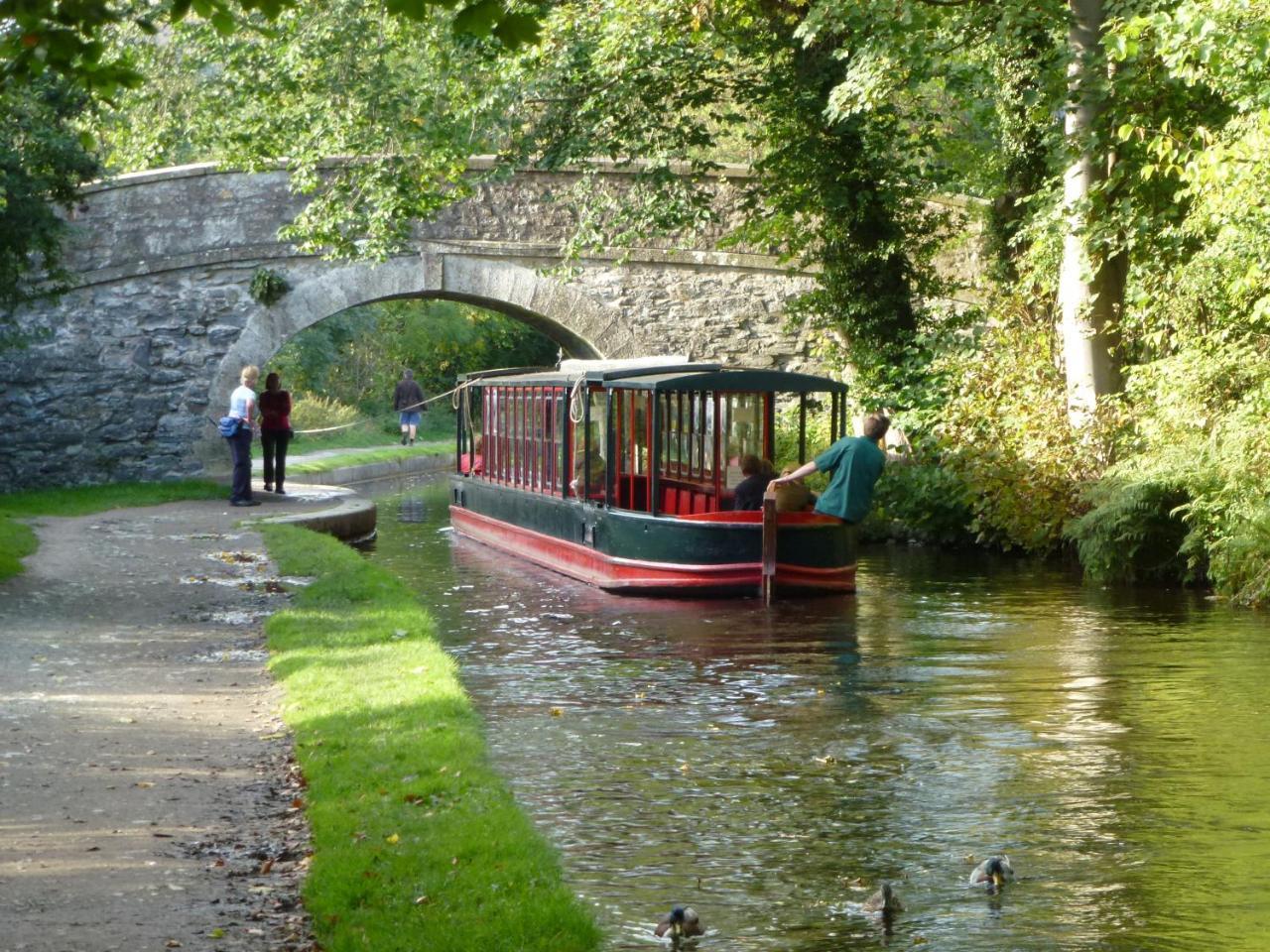 The Hand Hotel Llangollen Eksteriør bilde