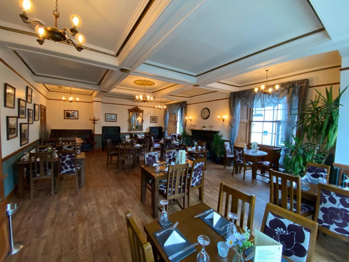 The Hand Hotel Llangollen Eksteriør bilde